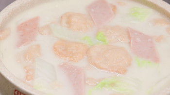 王刚的美食精选 篇一百五十二：厨师长教你非家常菜：“口袋豆腐”，汤底浓郁鲜美，口感细腻顺滑 