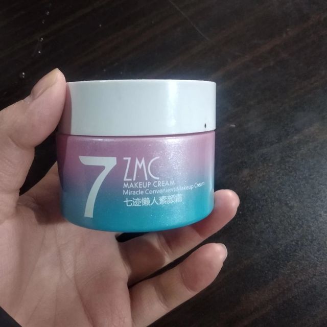 悄悄做个美白小美眉哦！