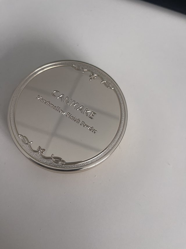 一款用到漏出铁皮的粉饼！！