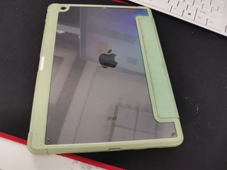  iPad9绿色养眼专用壳