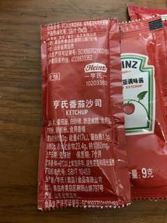 亨氏番茄酱小包装10g给皇堡加点料