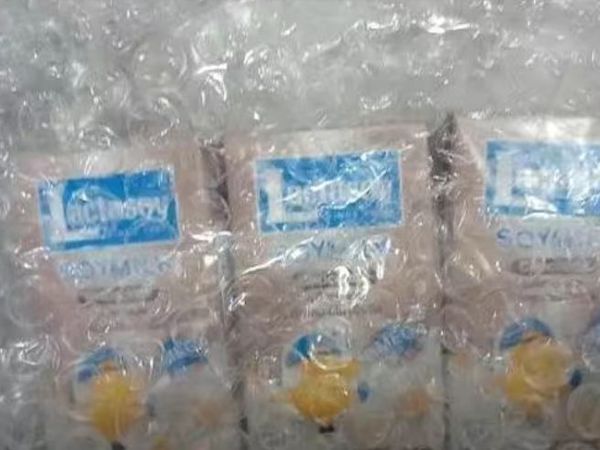 泰国力大狮Lactasoy调制巧克力味豆奶