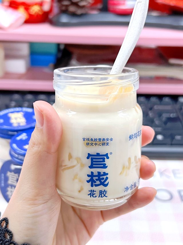 佘诗曼带盐的官栈花胶