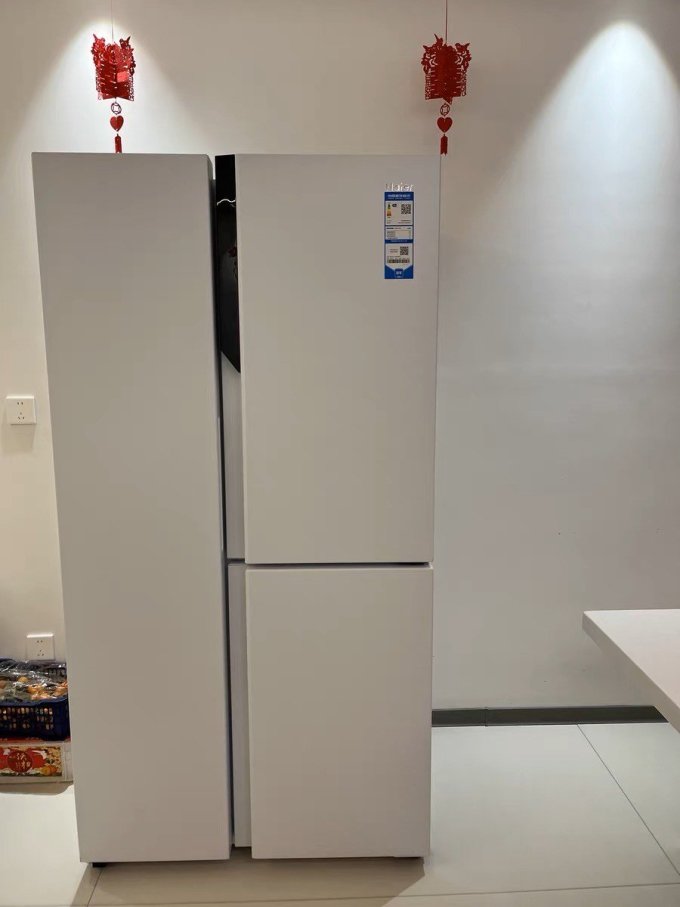 2023-02-04 09:34:54 海尔冰箱是大牌子,这款双门冰箱很满意,当时买的