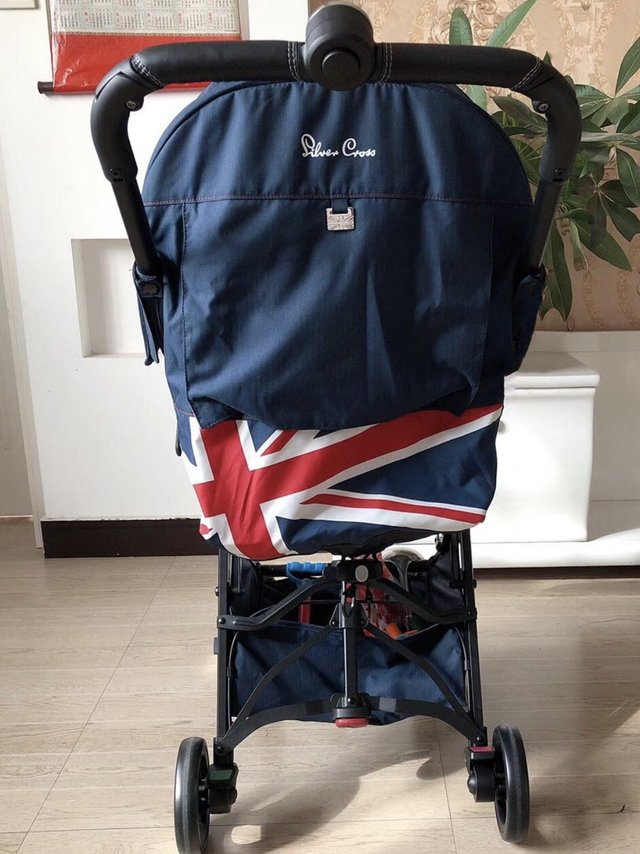 婴儿推车这么多墙裂推荐用这一款