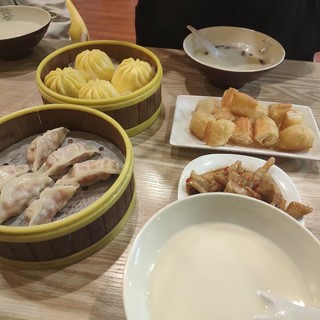 早餐你们一般吃什么