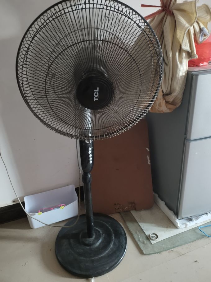 家用摇头落地电风扇