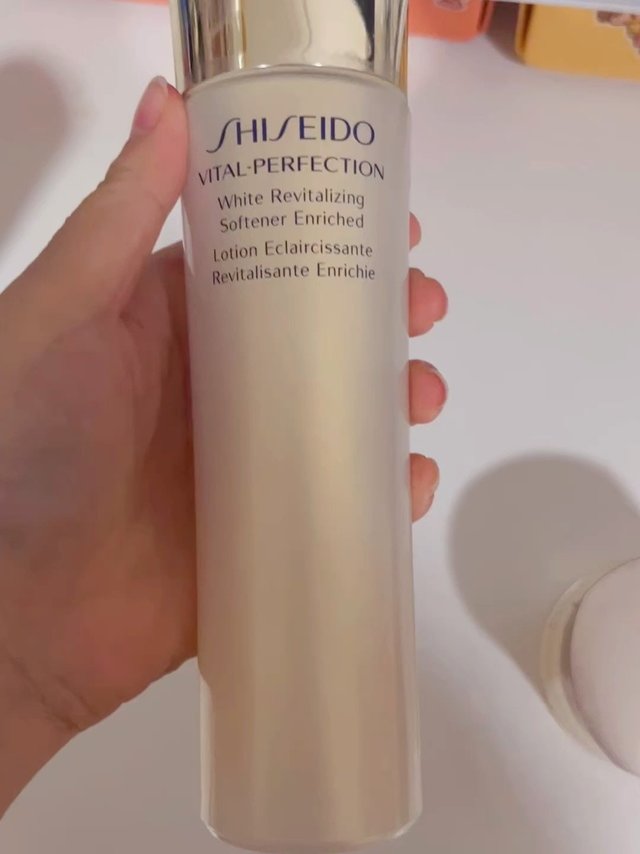 护肤装备～资生堂亮肤水