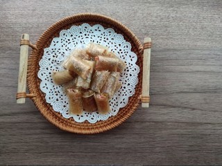 菠菜冬笋烩鹅颈