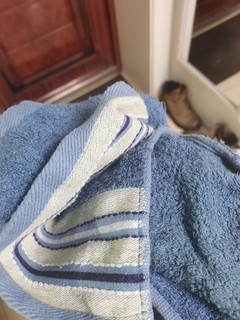 一个擦东西特别干净的毛巾。
