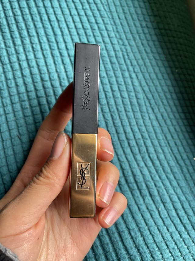 YSL/圣罗兰小金条口红浮雕新色！