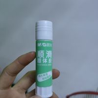 手工作业必备的胶棒，便宜好用。