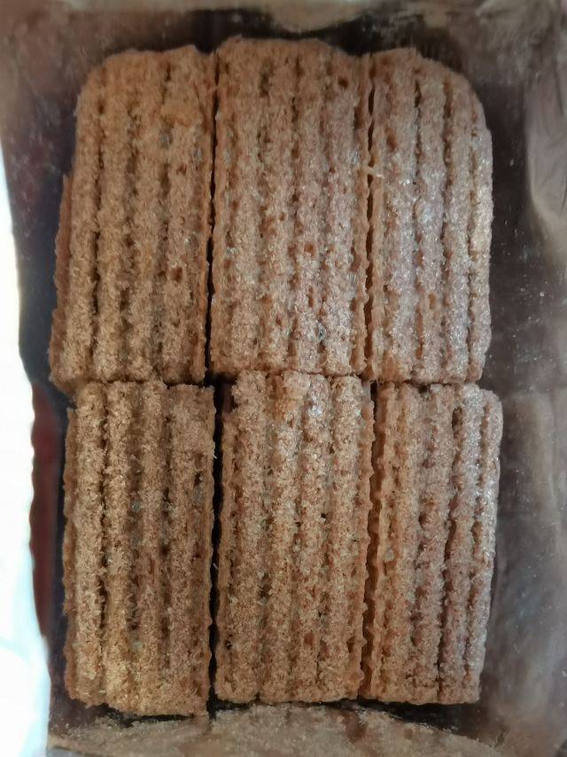 嘉顿巧克力威化，怀旧系？