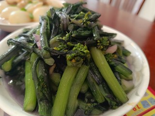​开学心情要清新，新鲜美味红菜苔。