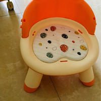 
很萌很可爱的一个宝宝凳子，橙色椅背很吸