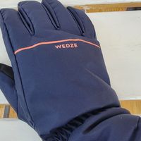 骑行通勤党强烈推荐购买这款手套，超级保暖