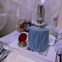 MIumiu的这一款。情人节礼物香水。