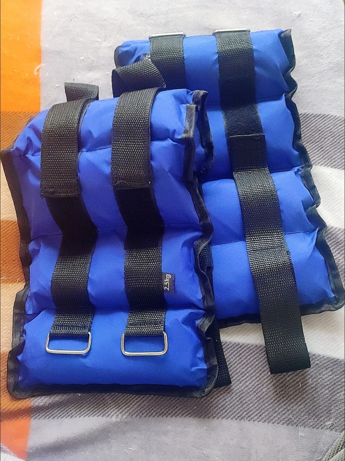 沙袋绑腿负重装备运动跑步训练