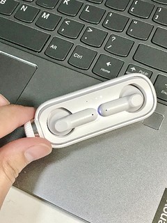 我和我的小飞行器耳机🎧