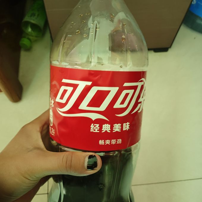 可口可乐大瓶装可乐碳酸饮料2l*