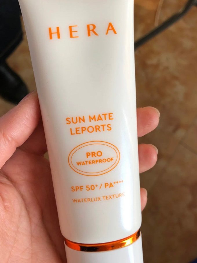 赫妍hera阳光伴靓户外防晒霜不用怕晒黑
