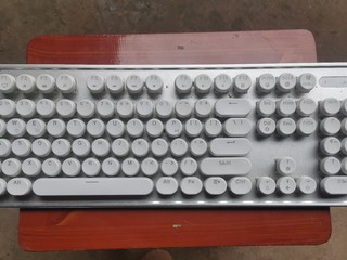 工作必备好物｜rk960机械键盘