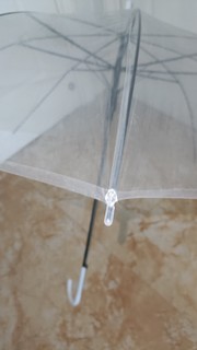 日本很火到满大街的透明雨伞，到底如何?
