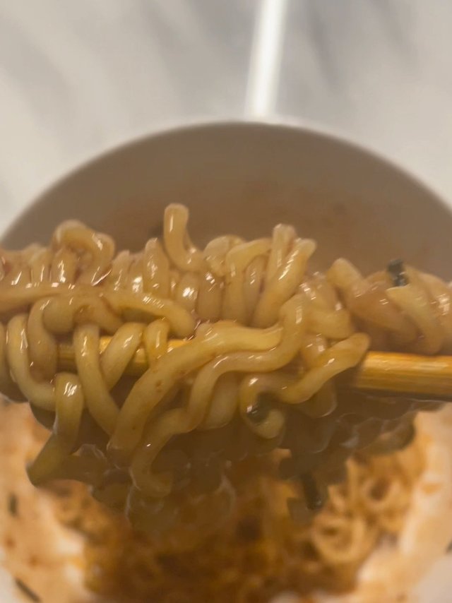 如果你不介意，情人节跟我一起吃面吧