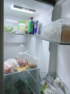 冰箱还得是双开门冰箱，存量大又装的多