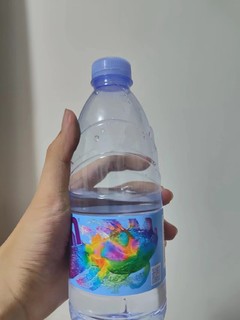 那些矿泉水中的小众品牌