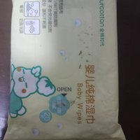 婴儿专用的湿巾 专业的东西宝宝用起来才健康