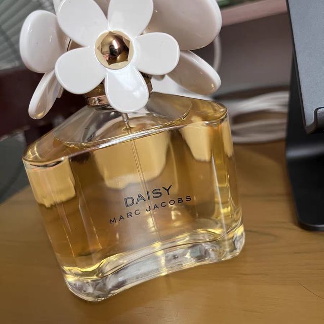 情人节礼物Marc Jacob莫杰Daisy小雏菊