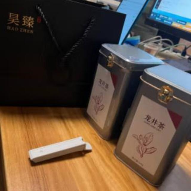 茶叶饱满完整，清香回甘，物美价廉，很不错