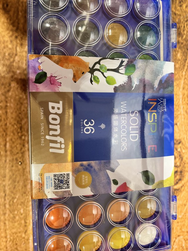 没有什么比画画更能吸引小孩子注意的寓教于