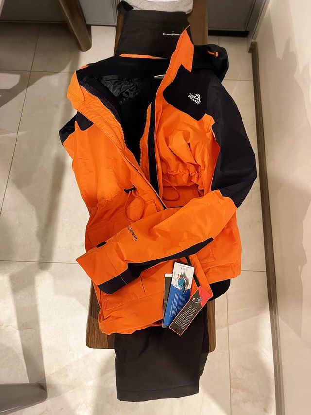 三合一抓绒冲锋衣登山服