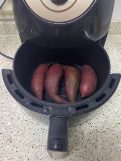 简单无门槛，空气炸锅版蜜汁烤红薯