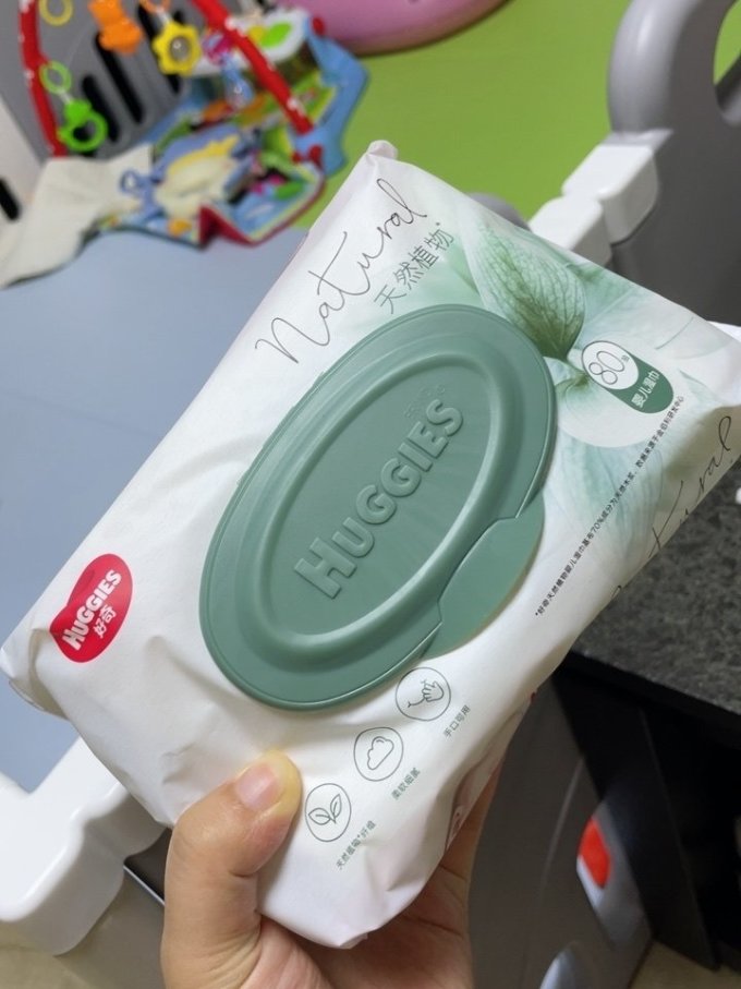 好奇婴儿湿巾怎么样 安全性:这个湿巾的优点就是柔软..._什么值得买