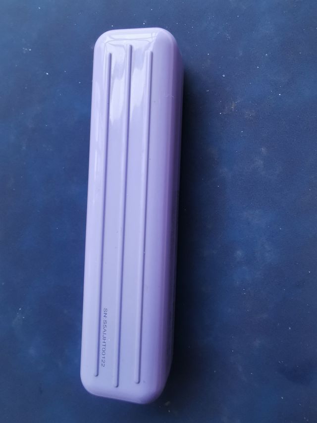 一款主打女性人群的充电宝-征拓口红充电宝