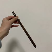 木材料制作的筷子还是可以的