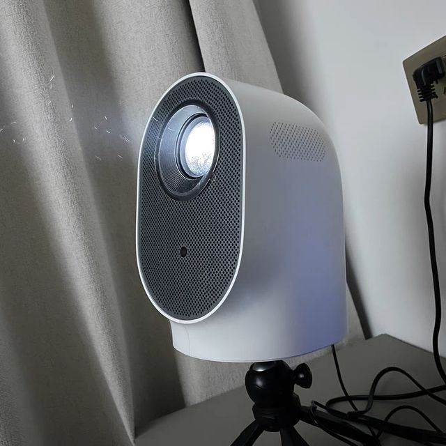 家用投影仪推荐：小明Q2畅享观影乐趣