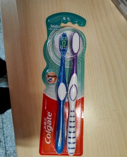 学生党杂货铺之好用的高露洁牙刷