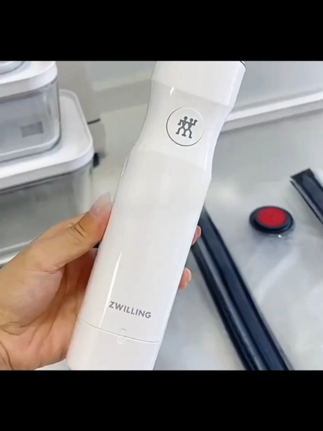 双立人抽真空玻璃保鲜盒