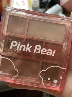 Pink Bear化日常妆的眼影盘