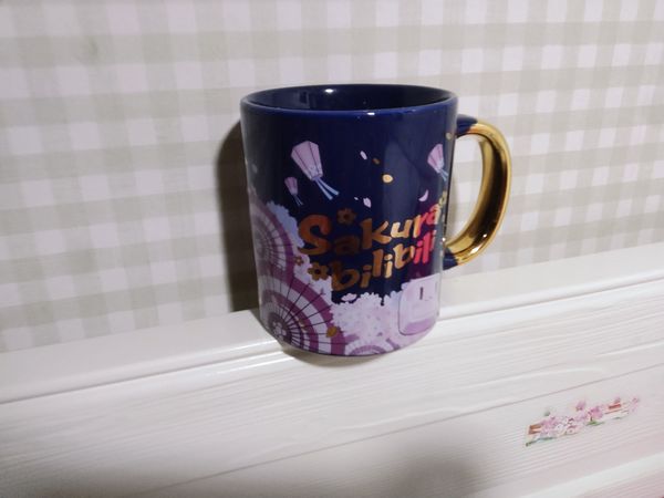 来自b站22 33娘的美貌安利