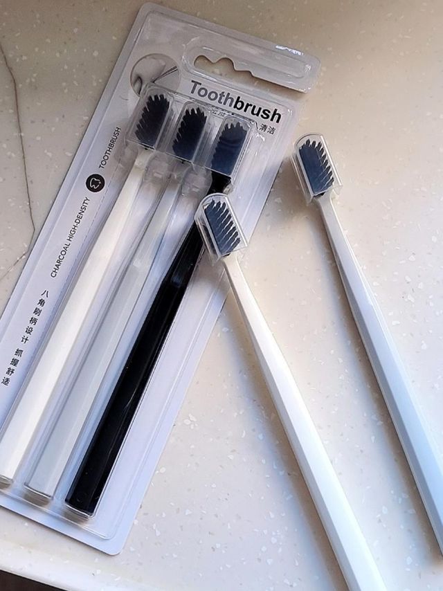 这样子的牙刷真的是满满的爱住了