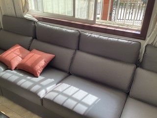 这种带有科技感的沙发才是家里必备！