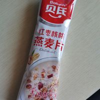 抗饿战士：红枣核桃燕麦片
