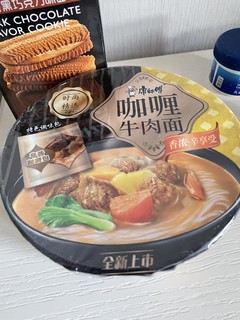 康师傅咖喱牛肉面