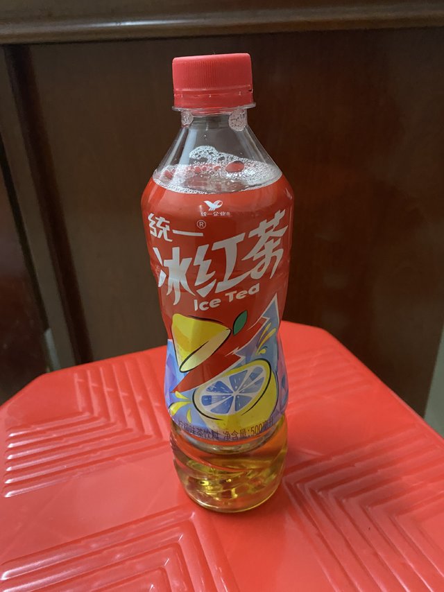 陪我长大的冰红茶，爽口解渴解腻。