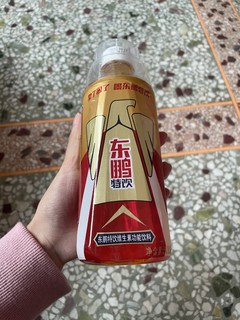 东鹏特饮比红牛好喝